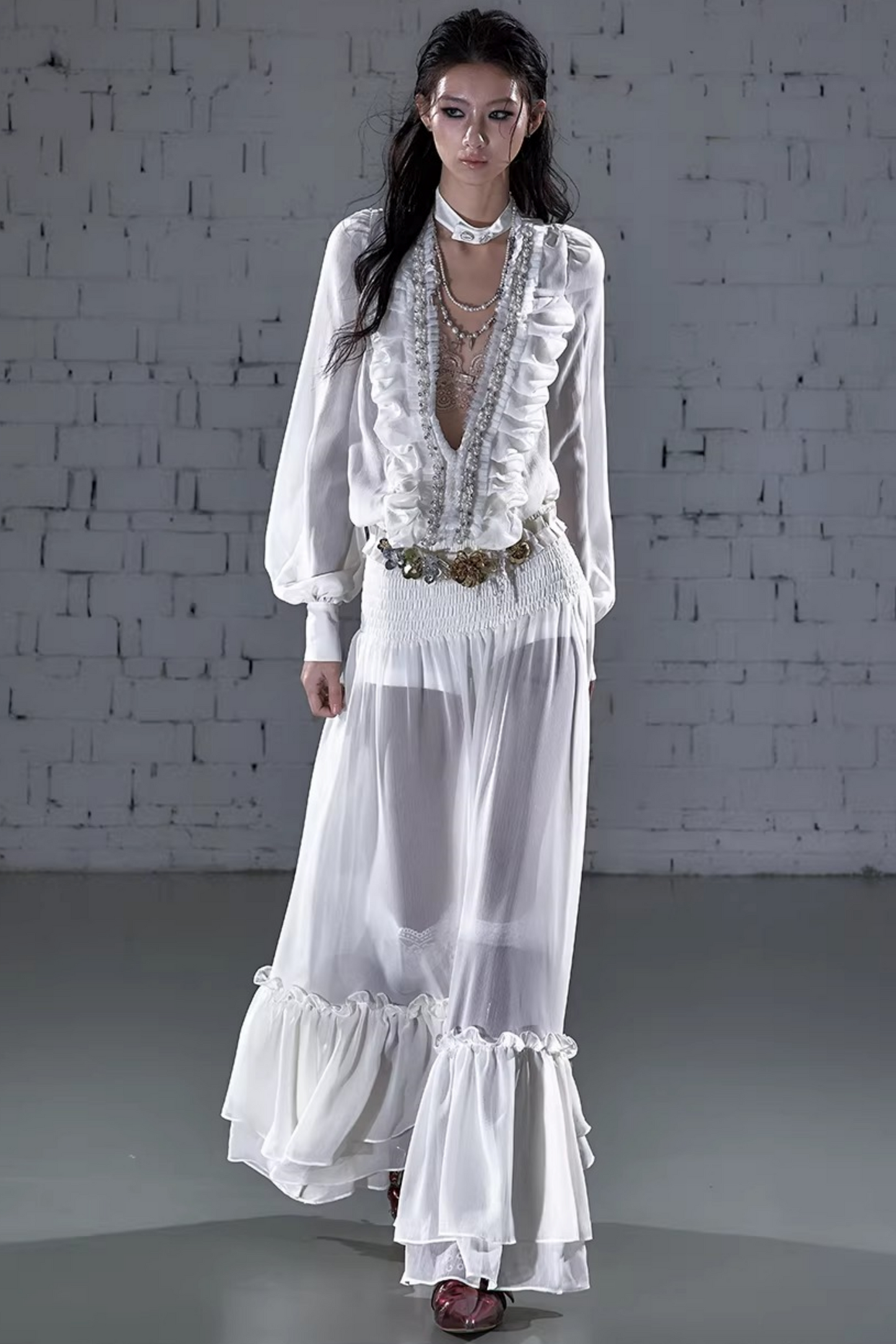 Modernes Palast-Chiffonkleid