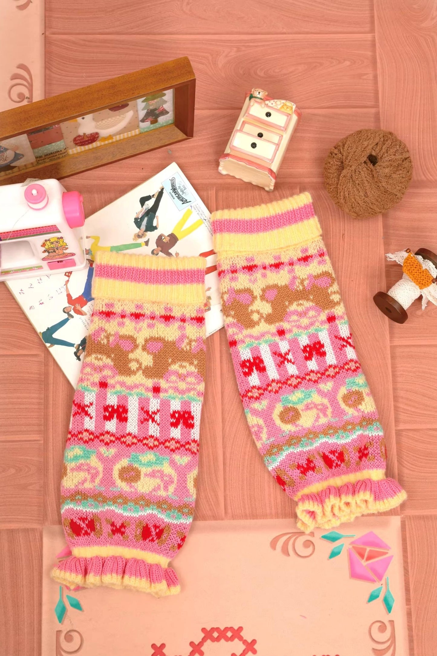 Yellow-Pink Lace Knit Warmers