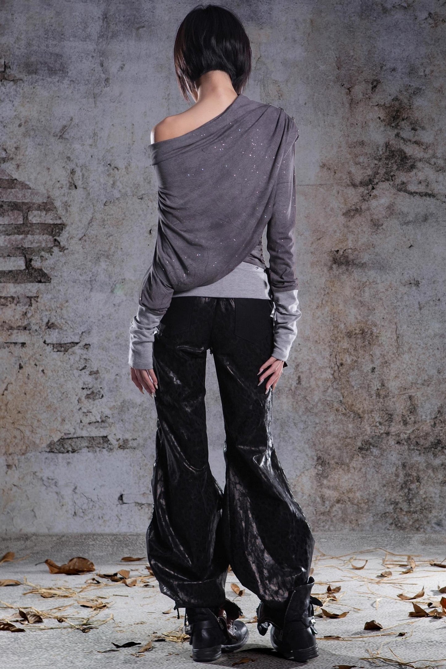 Original Irregular One-Shoulder Knitted Top