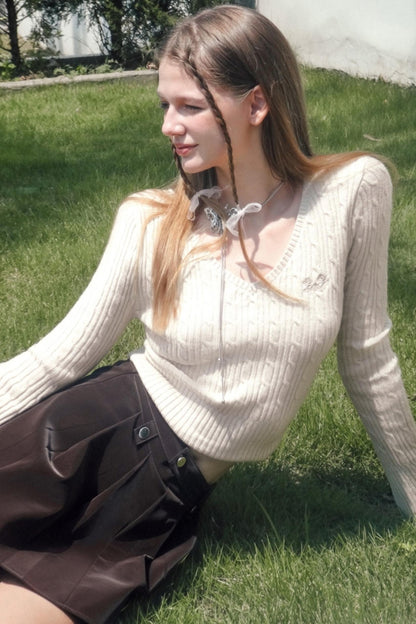 Flower V-Neck Knit Sweater