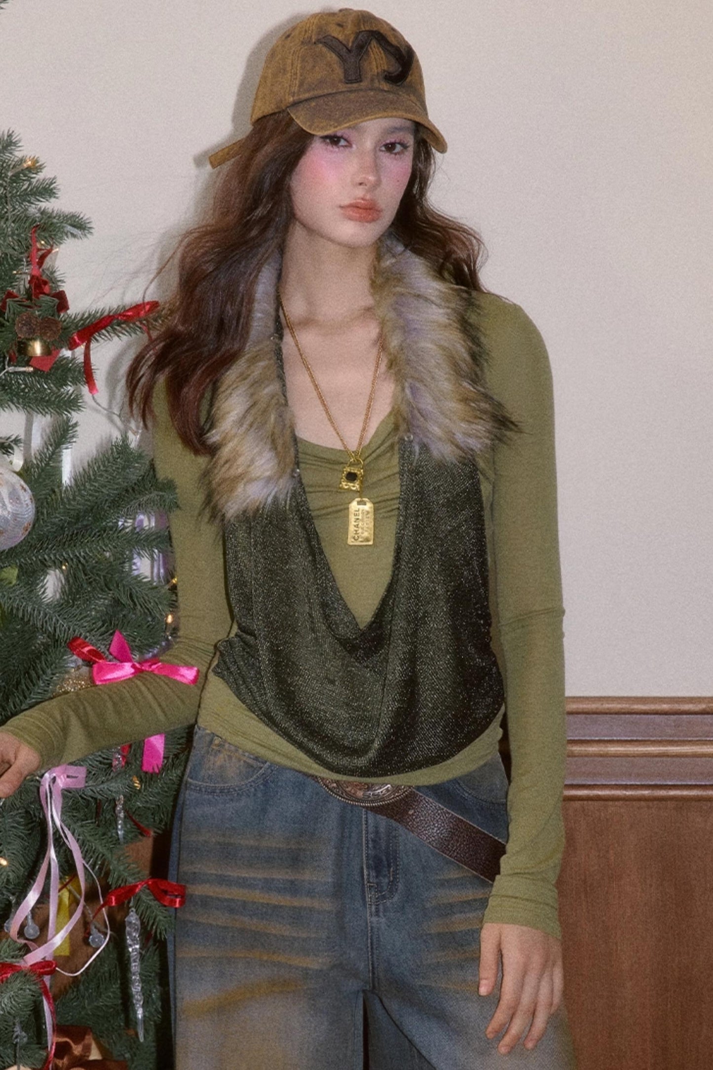 Detachable Fur Collar T-Shirt