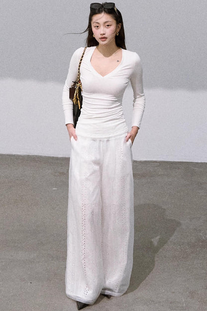 Slim V-Neck Knit Top