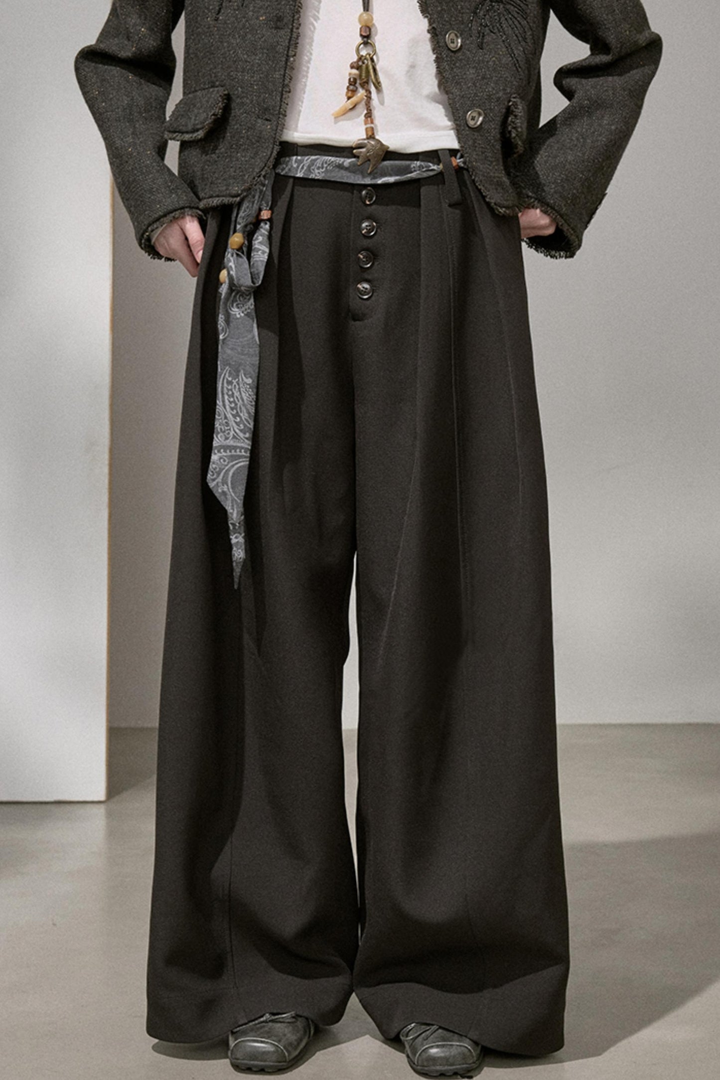 Button Pleated Cargo Pants