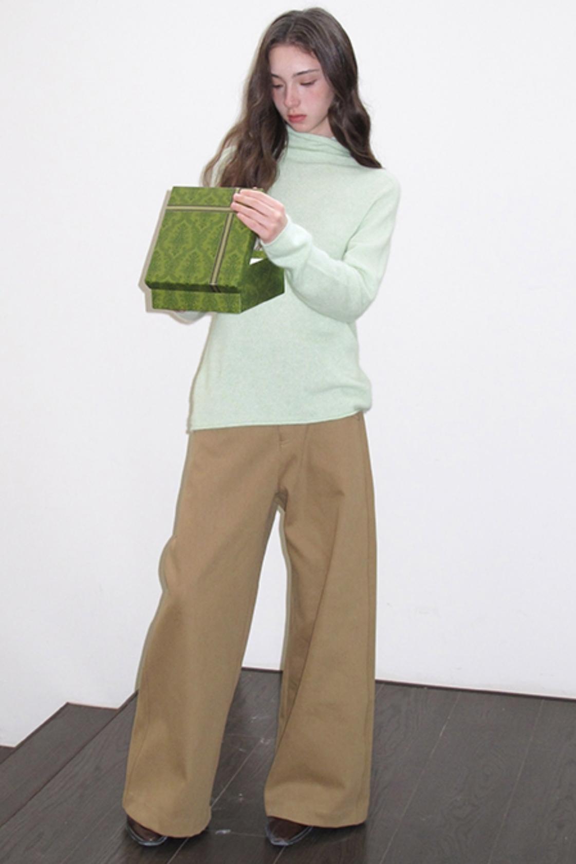 Sandstone Silhouette Velvet Denim Pants