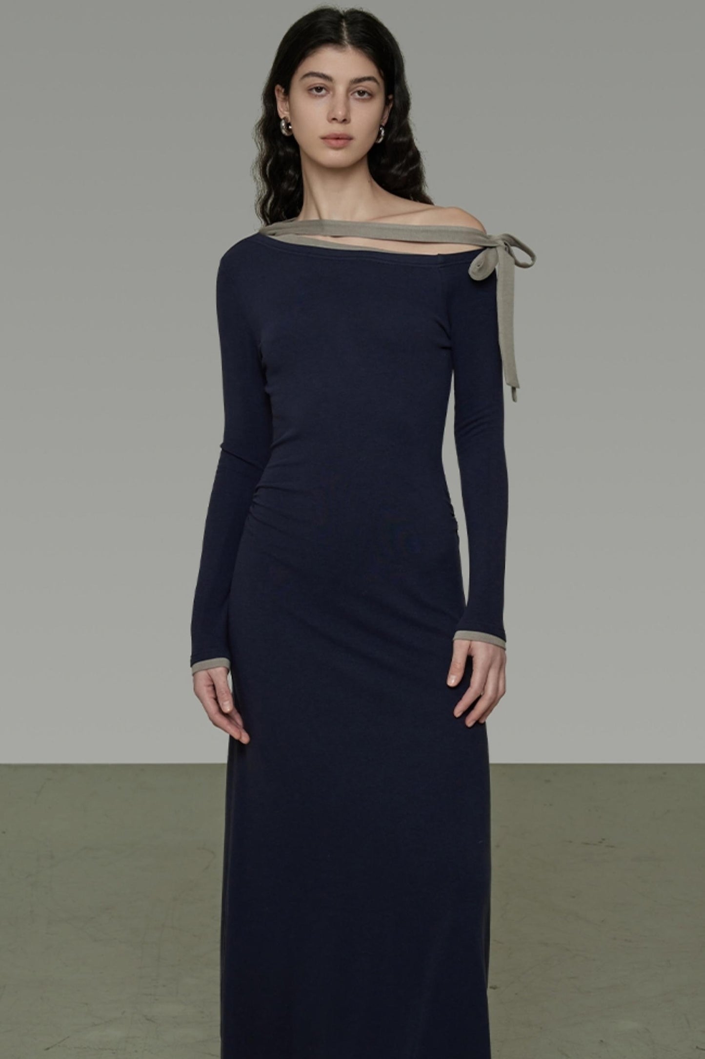 Niche Strapless Slant Knit Dress