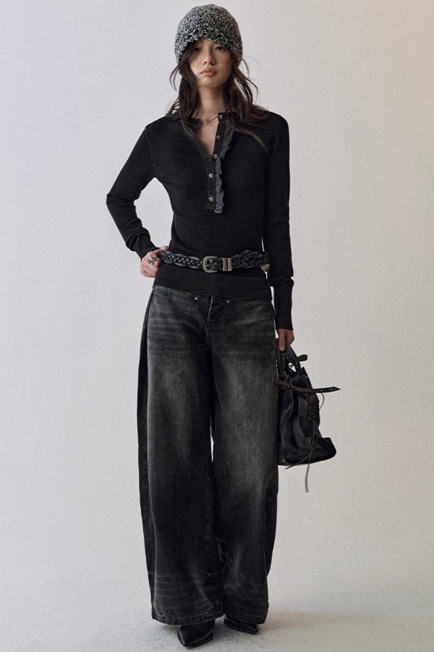 Straight Leg Gradient Scimitar Jeans