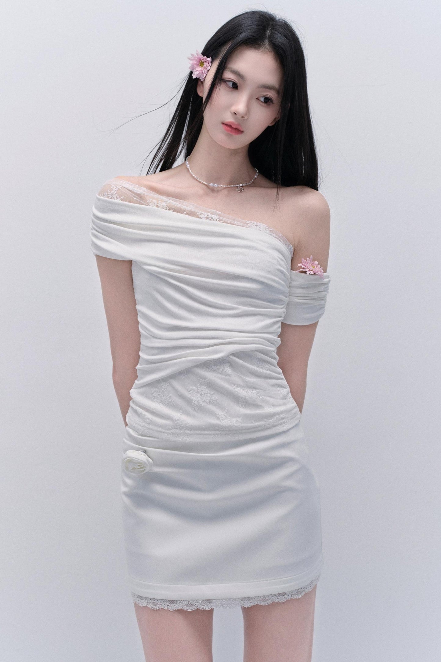 Lace Slash One-Shoulder Spring Skirt Set-Up