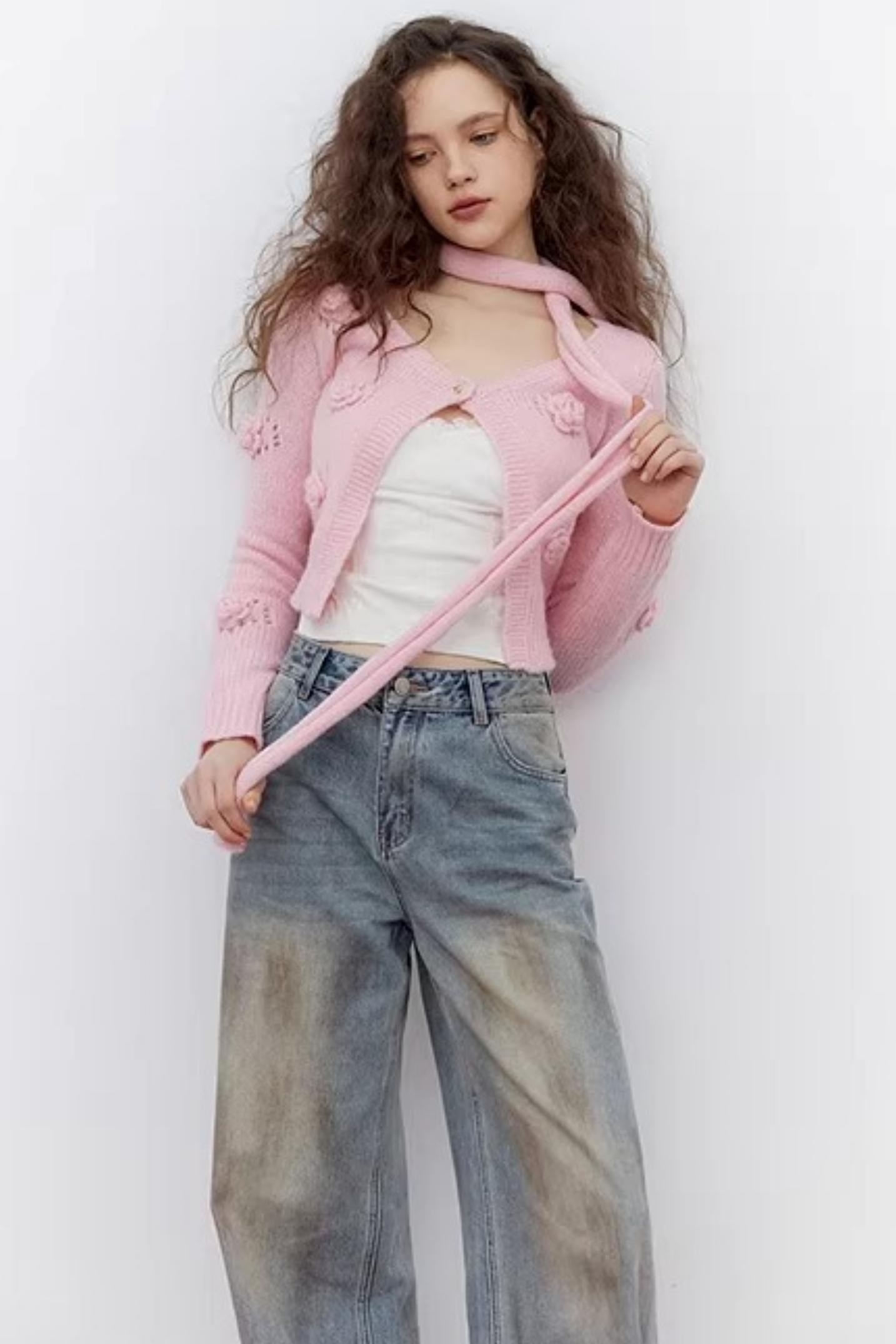Blaue Vintage-Rosen-Jeanshose