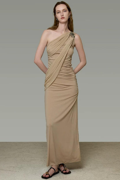 Schulterfreies Kleid mit Schleife