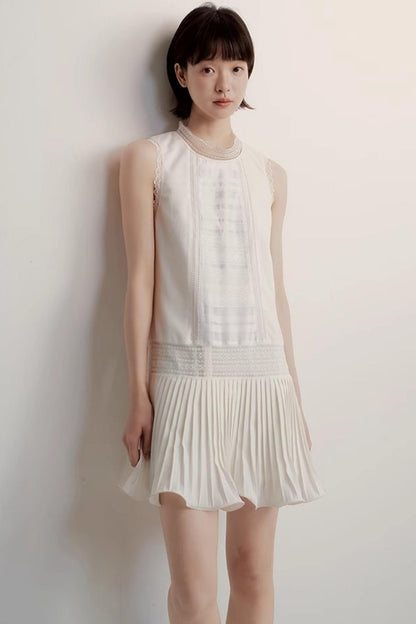 Textured Lace Pleat Dress