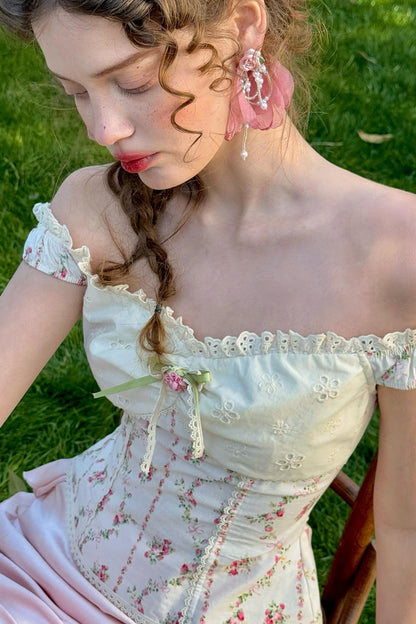 Slimming Floral Lace Top