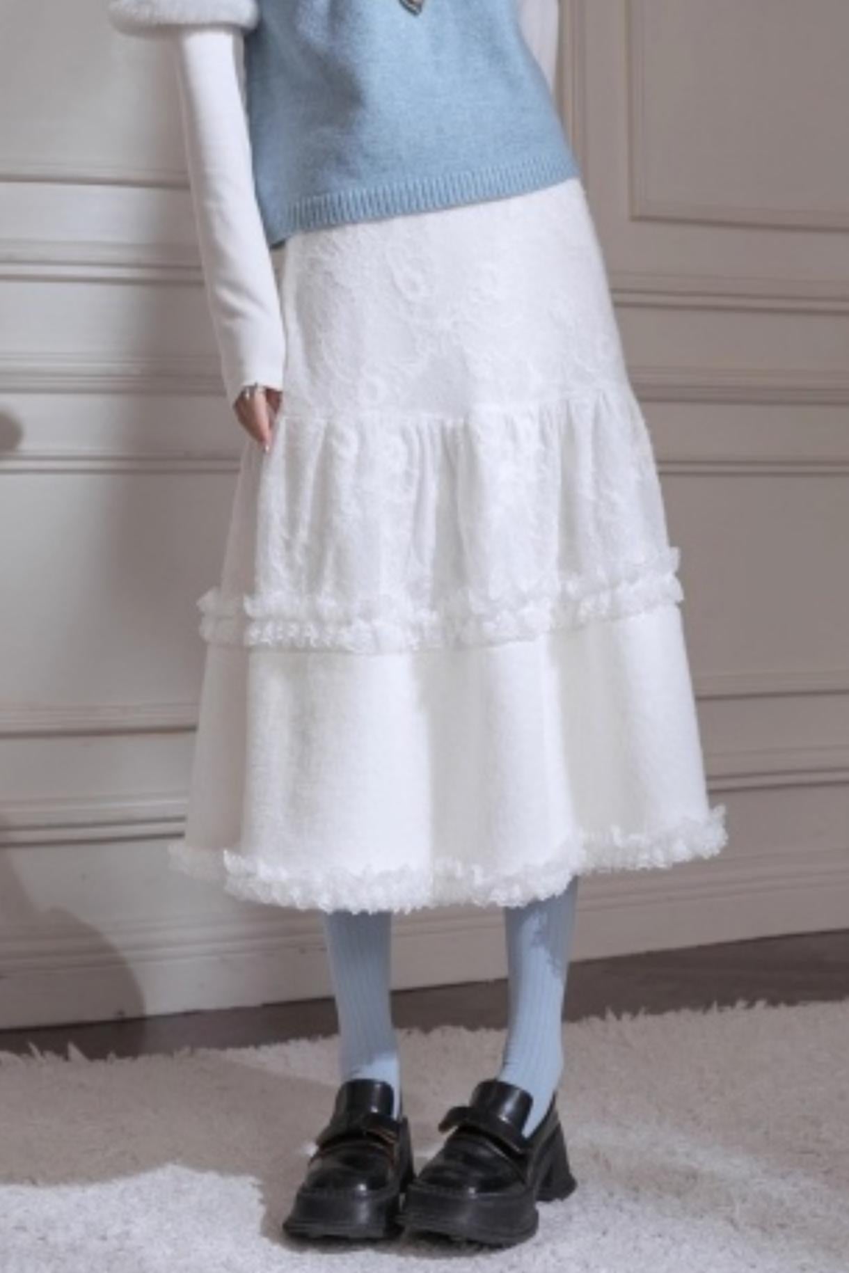 First Snow White Lace Skirt