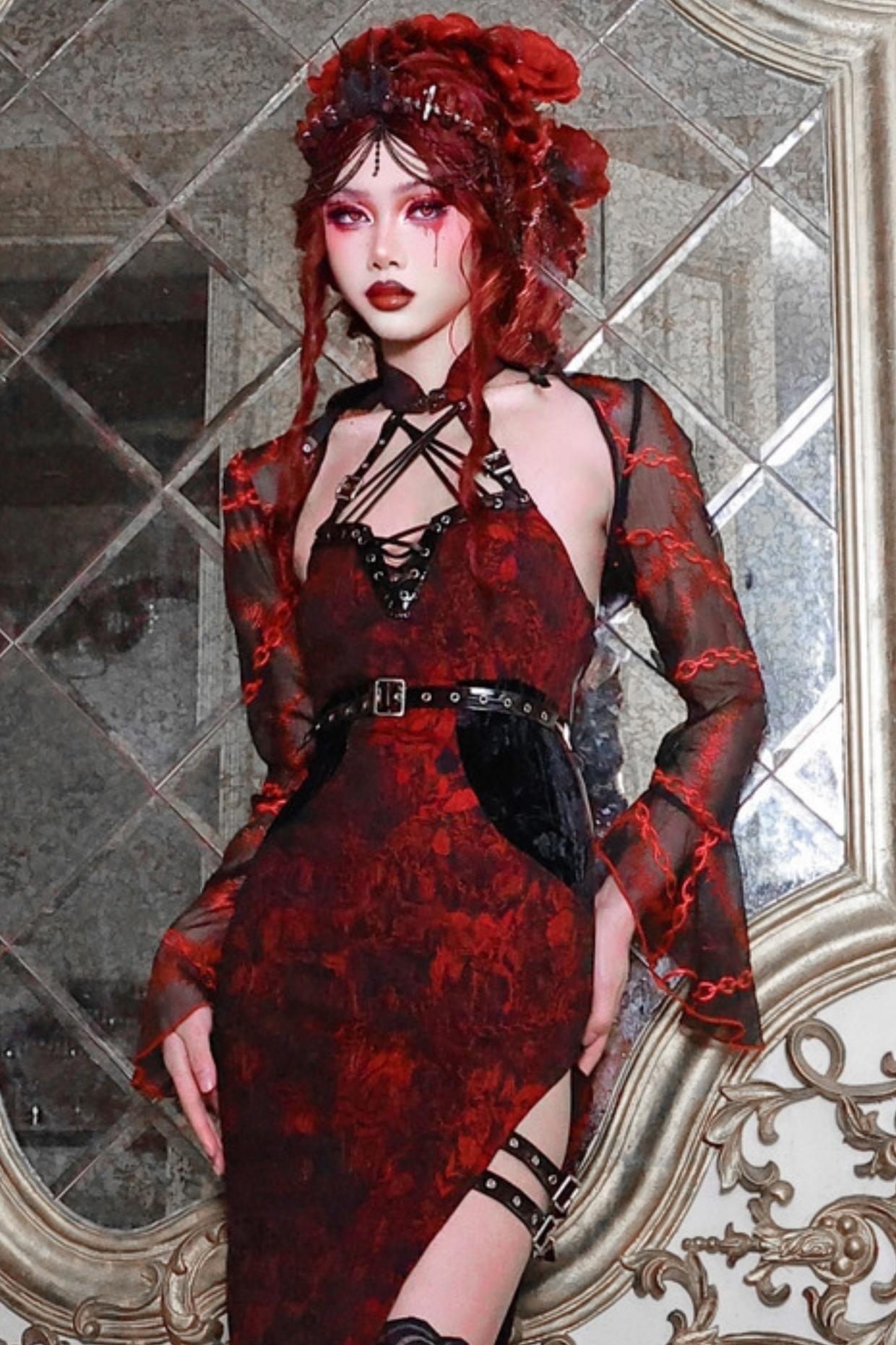 Gothic Chain Embroidery Silk Outer