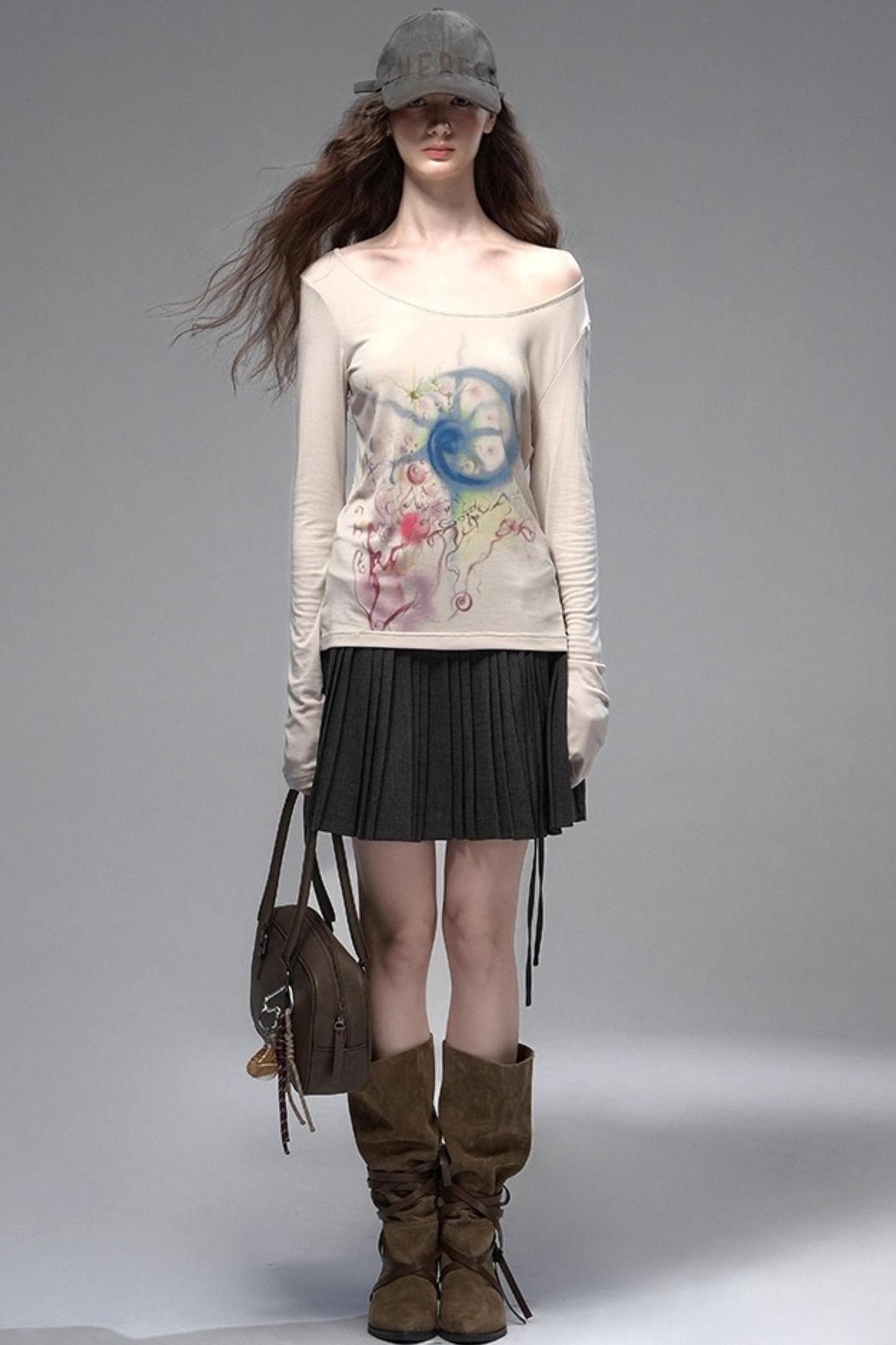 Sand Rose Large Neckline Sunscreen T-Shirt