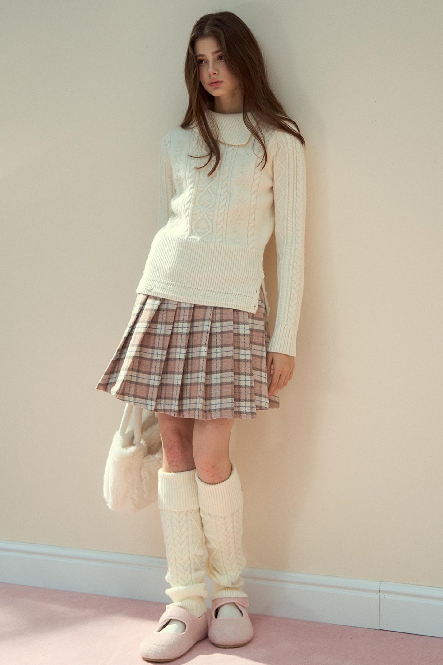 Feminine Line Vintage Knit Top