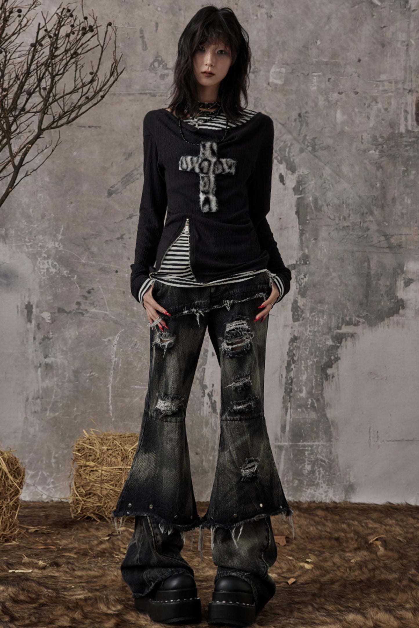 Swing Neck Knit Layer Top