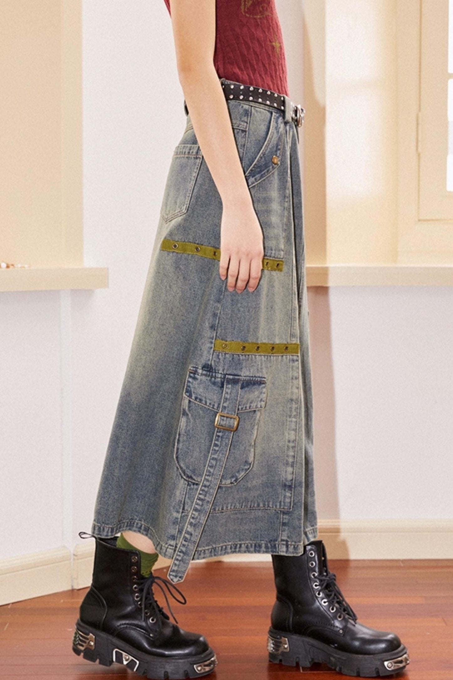 Slim Fit Casual Denim Skirt