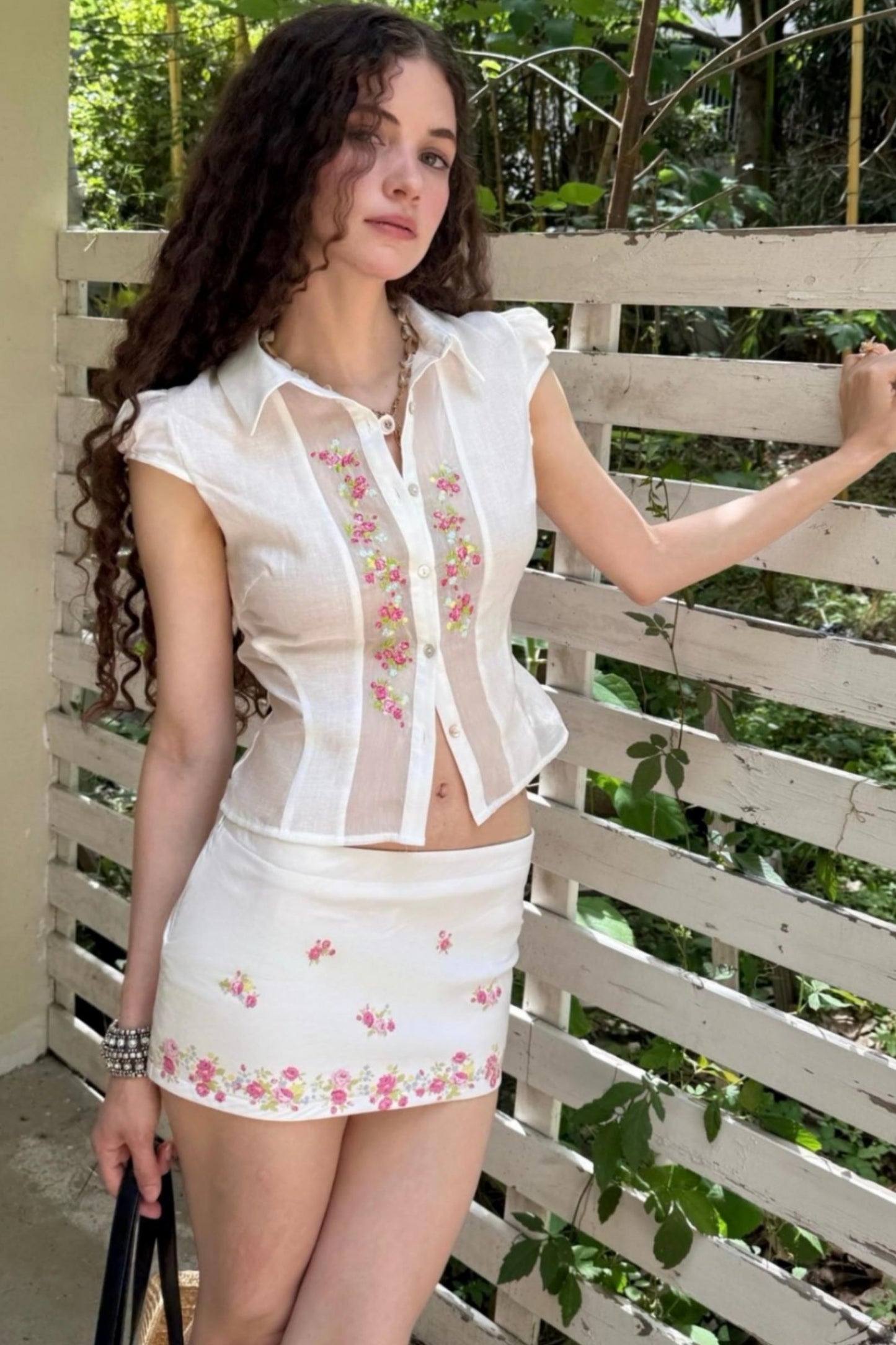 Elegant Floral Shirt And Skirt Set-Up