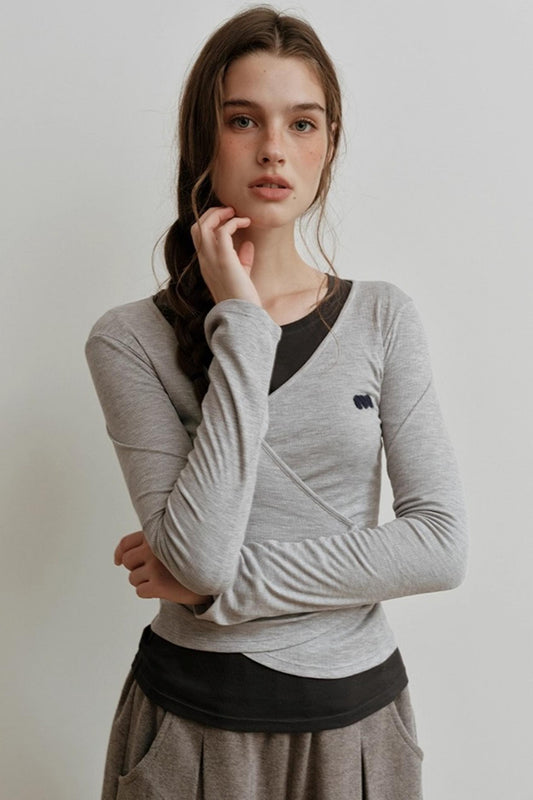 Embroidered Long-Sleeved Knitwear Top