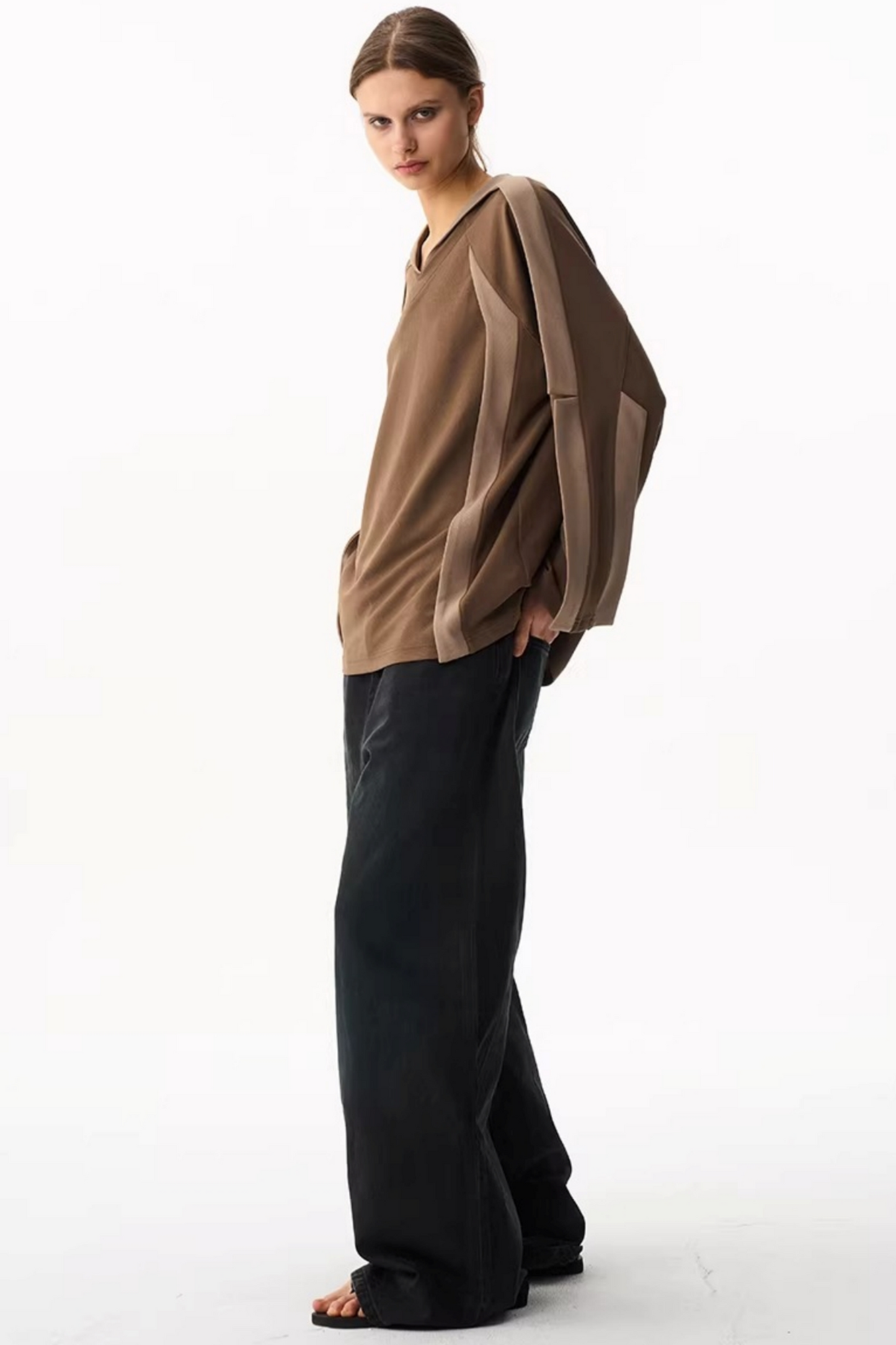 V-Neck Contrasting Long-Sleeved Top