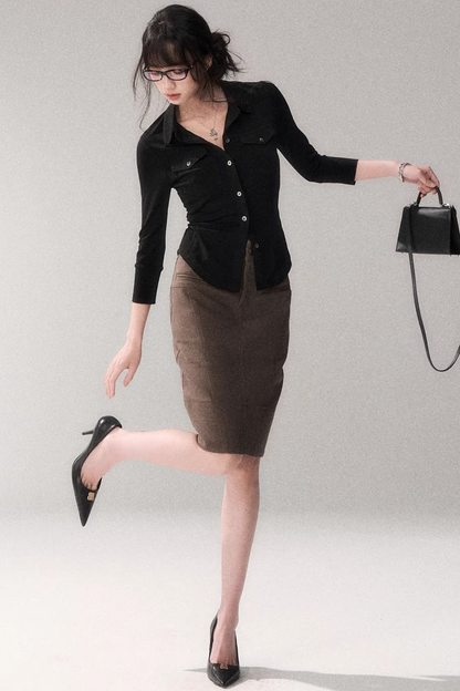 Mid-Sleeve Waist-Cinching Blouse