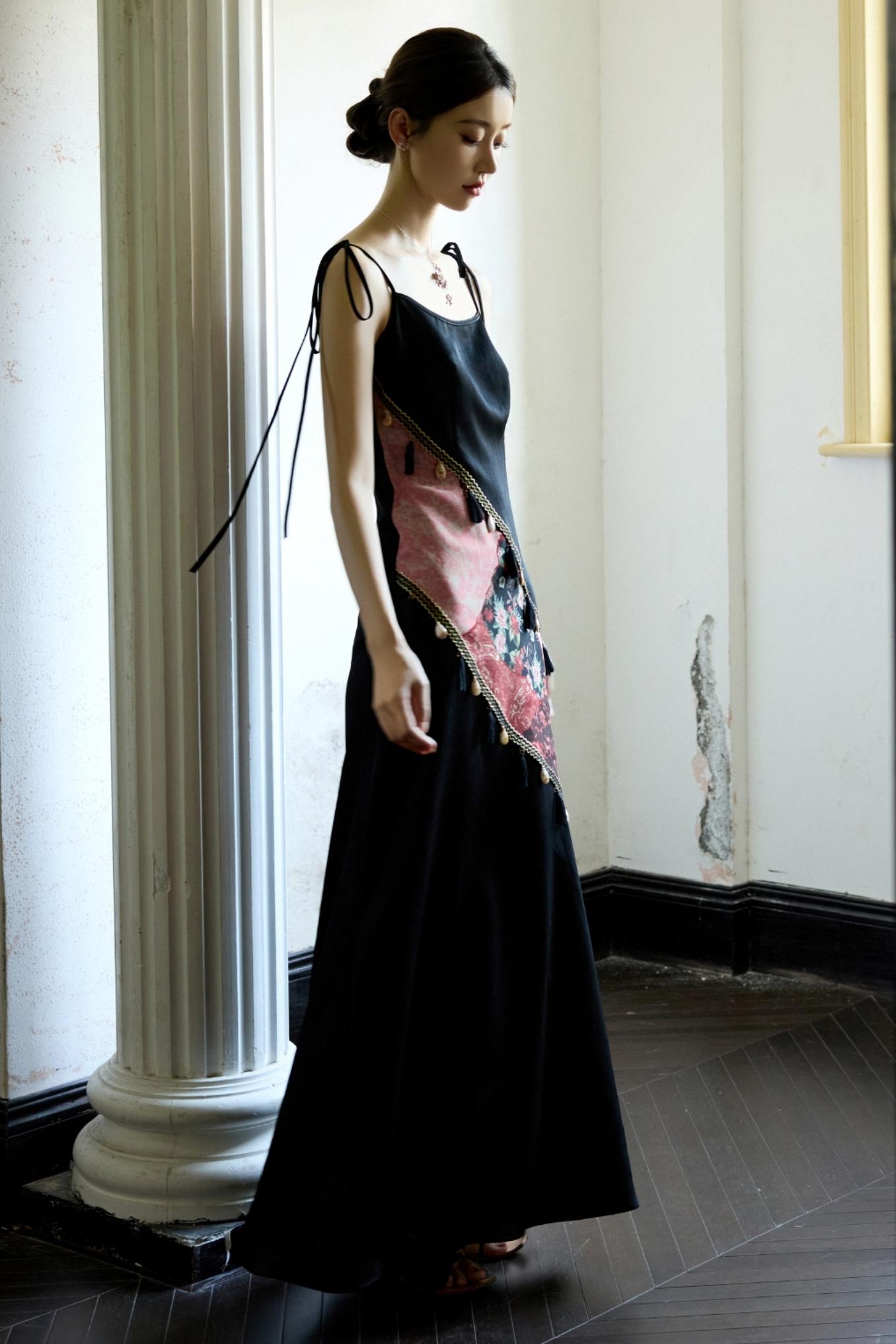 Slim Fit Vintage Black Sundress