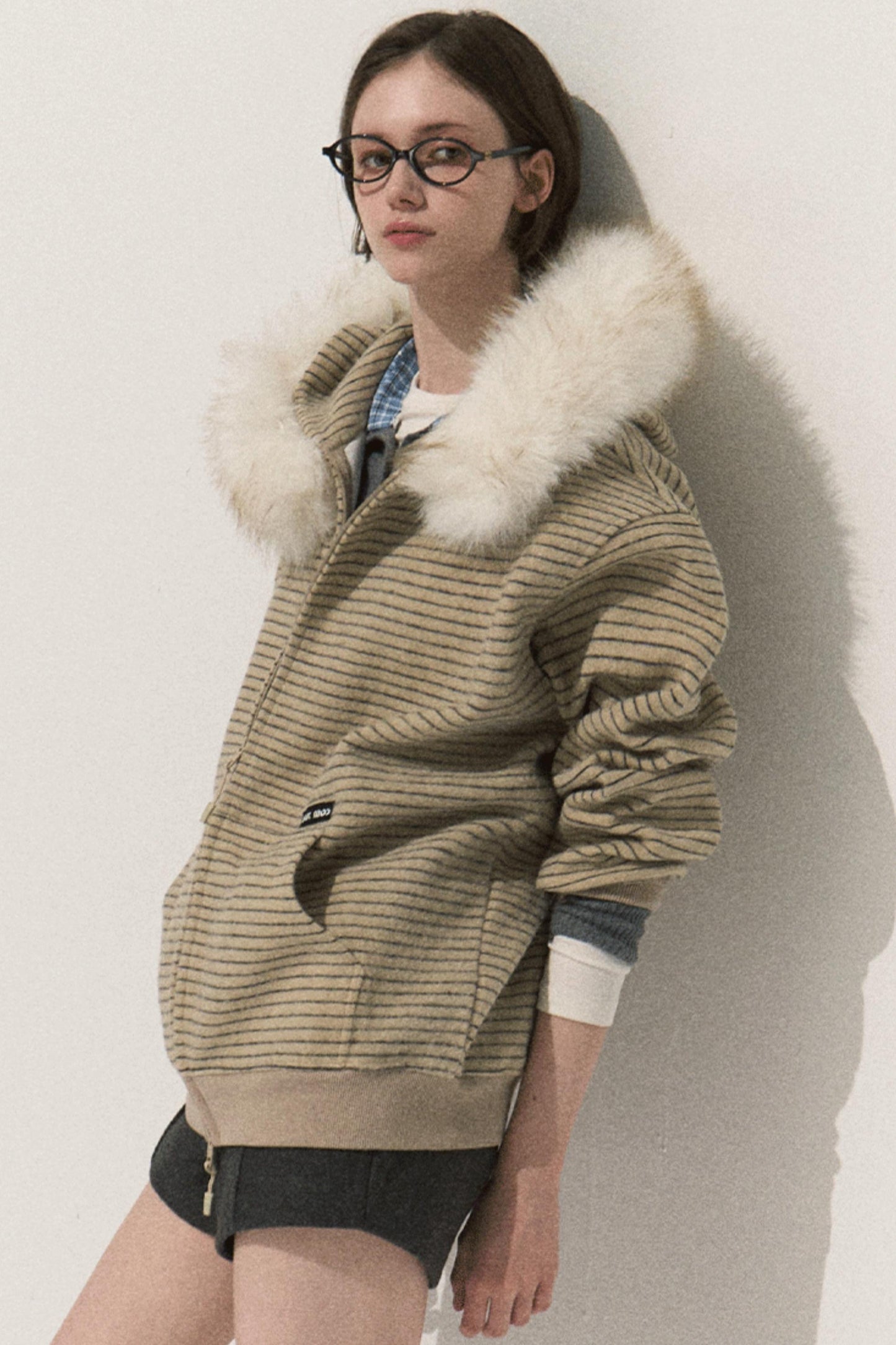 Good Weather Lace Slim Waist Long Sleeve T-Shirt