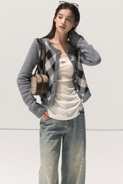 Skin Emotion Long-Sleeved Knitted Sweater