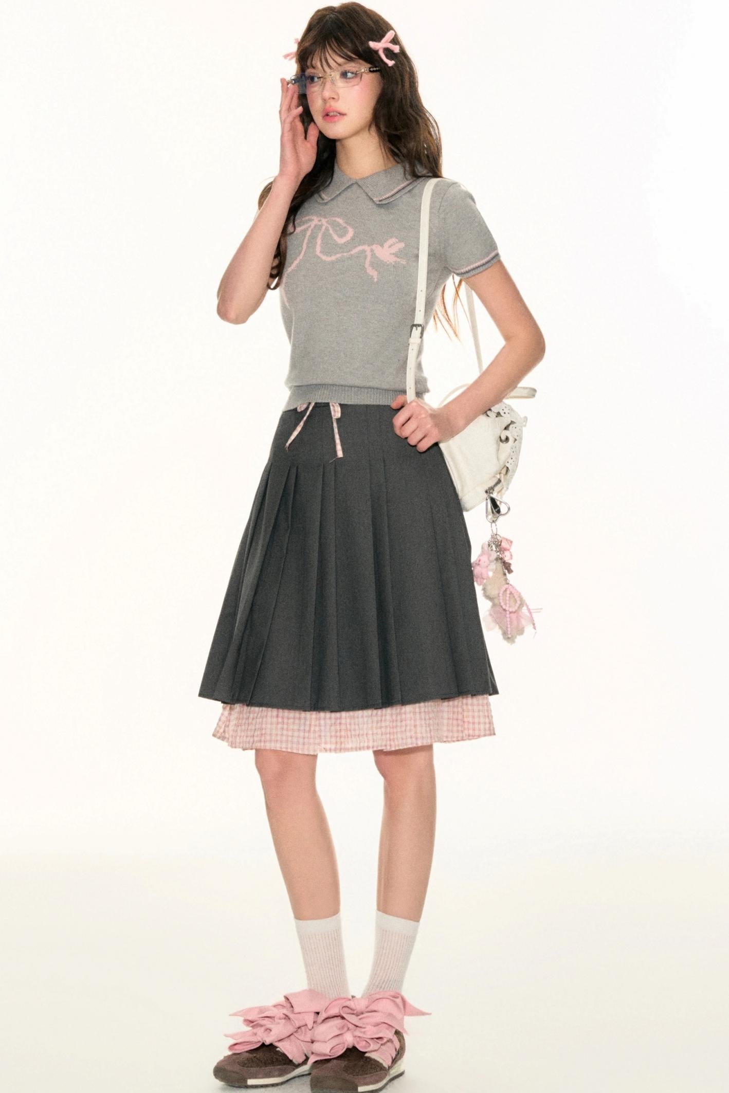 Bow Logo Lapel Knit Sweater