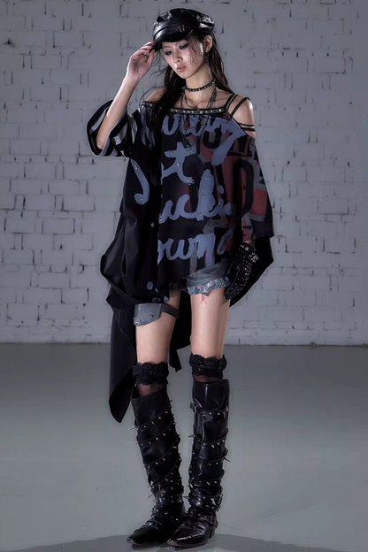 Asymmetrische Schleifen-Cape-Bluse
