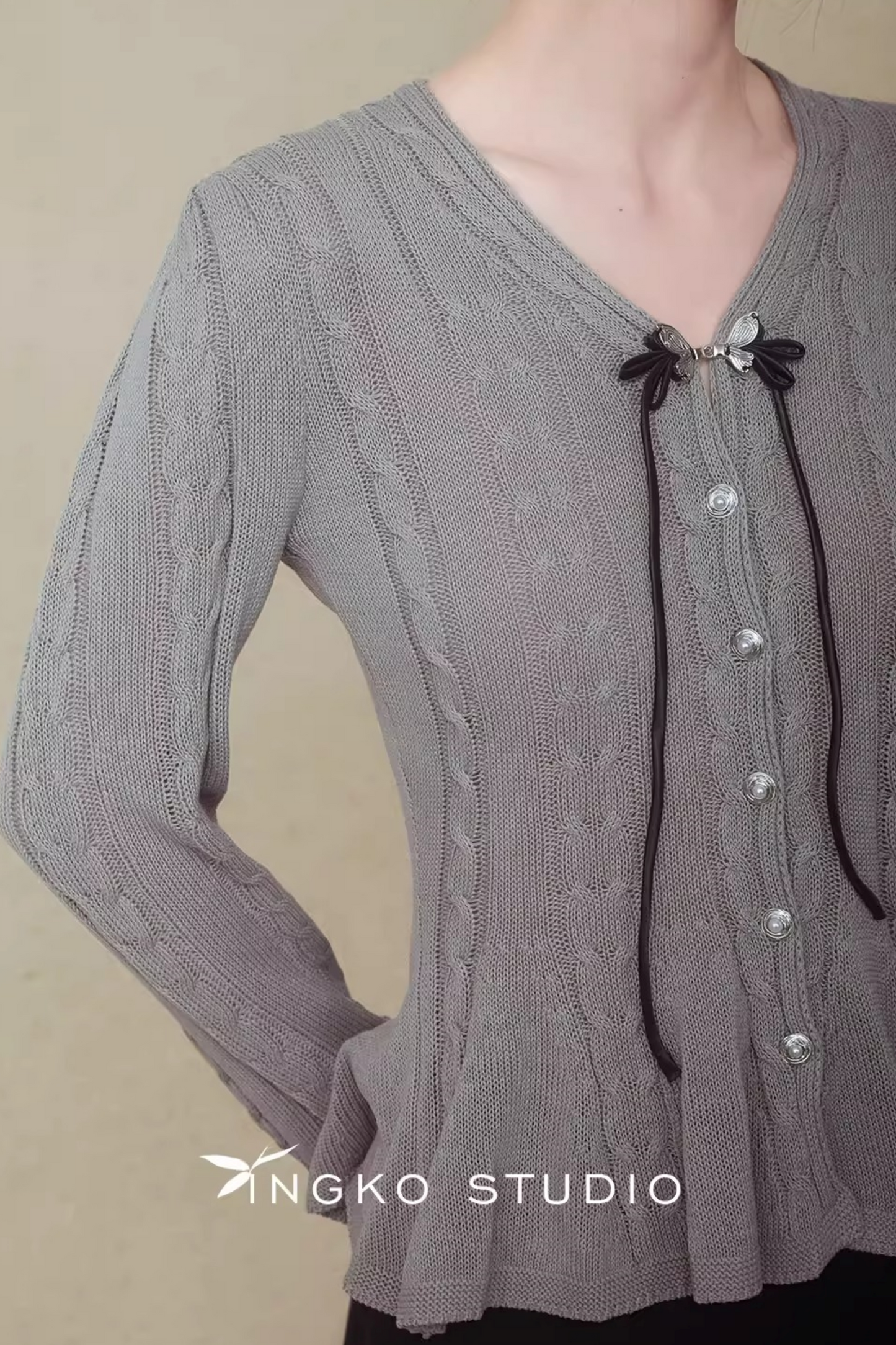 Ingko Cloud Gray Knit Cardigan