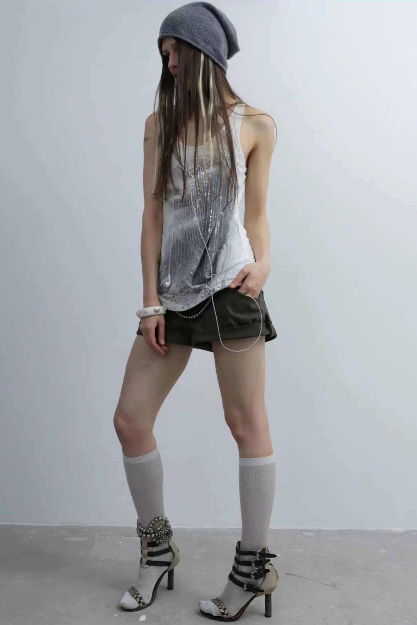 Retro Low-Rise Mini Anzugshorts