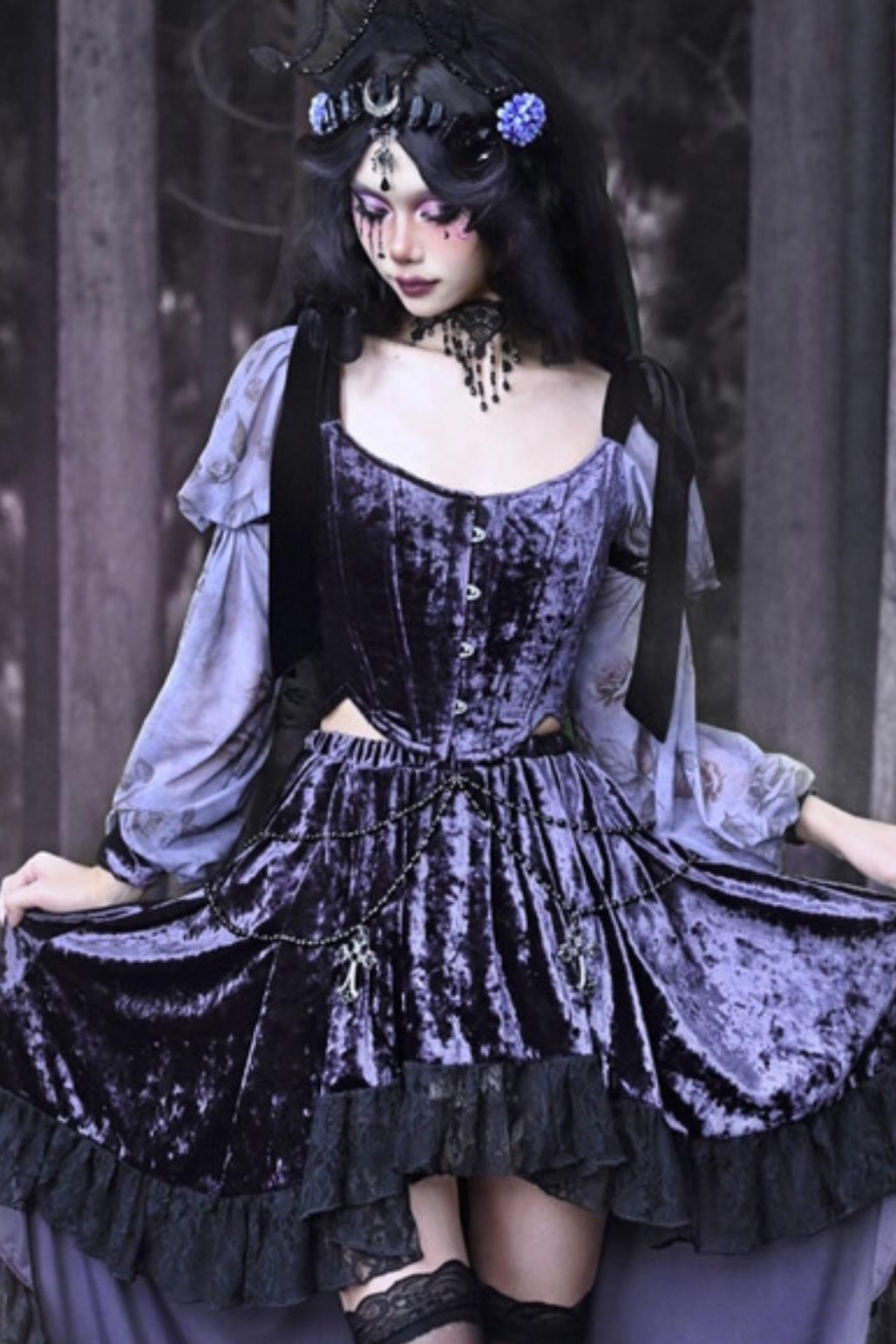 Luna Rite Gothic Bow Top