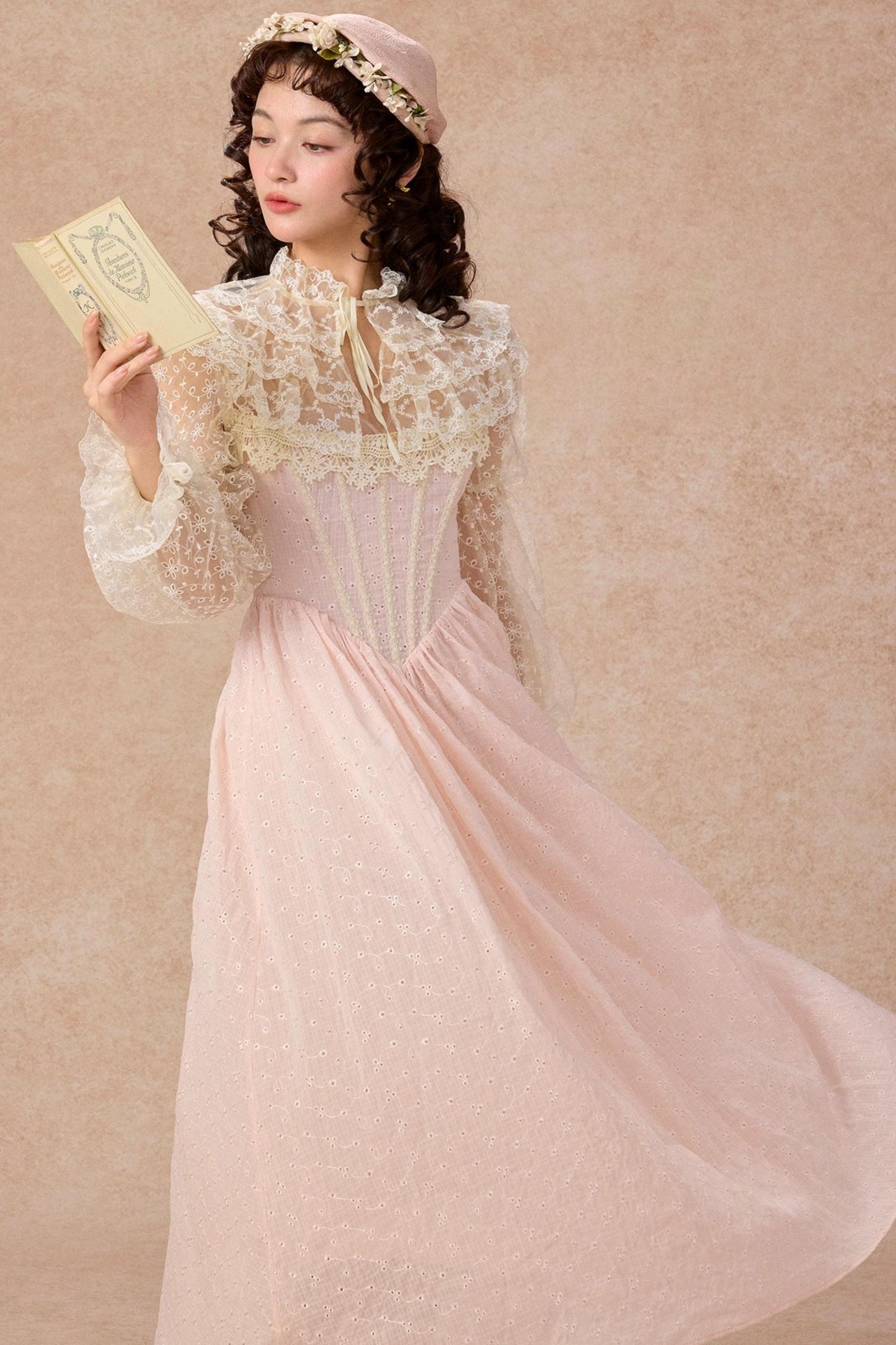 Vintage Lace Mermaid Dress