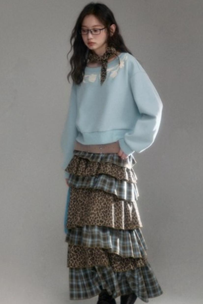 Tulip Embroidery Cloud Sweater