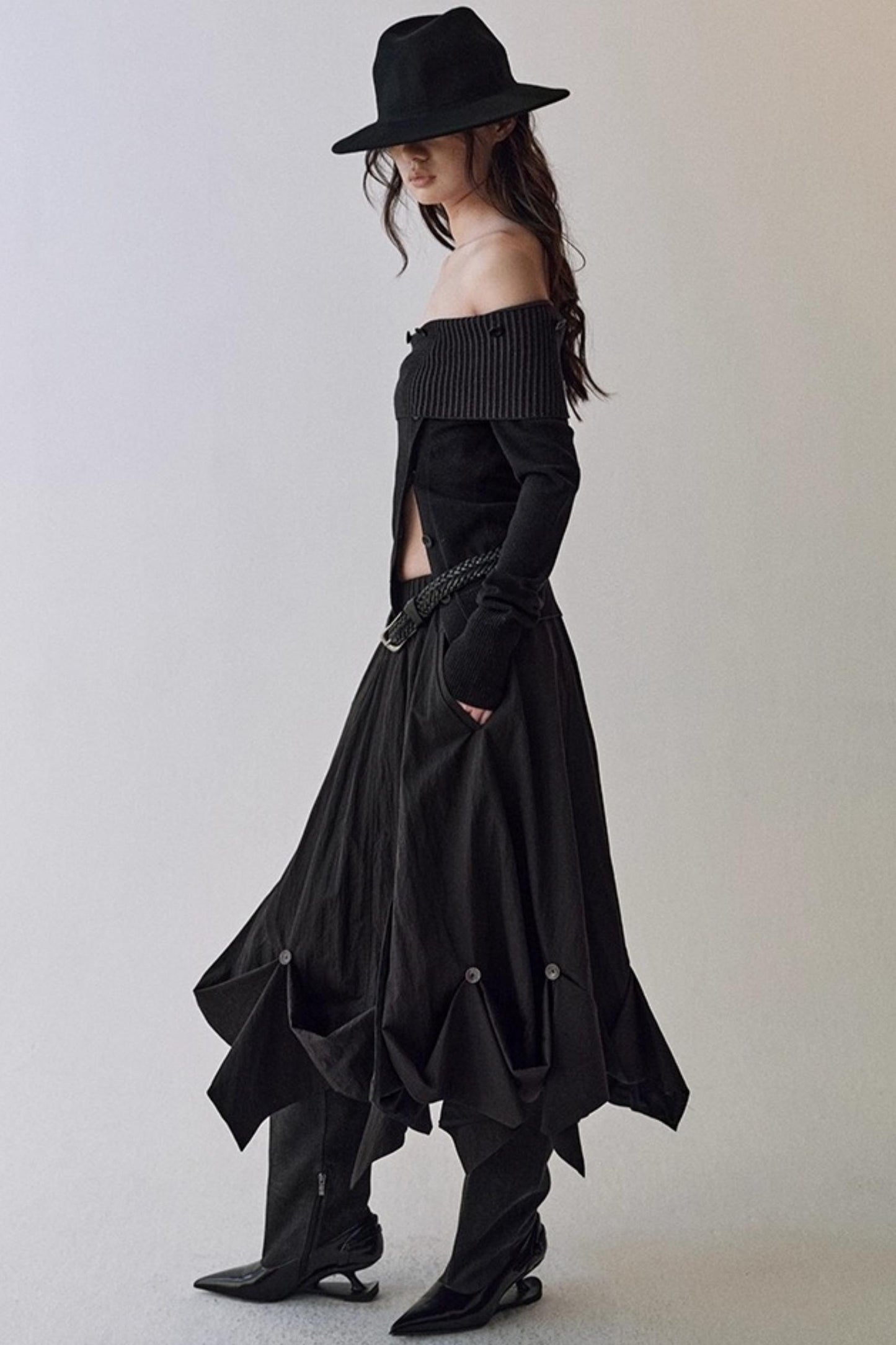 Slim One-Shoulder Knitted Sweater