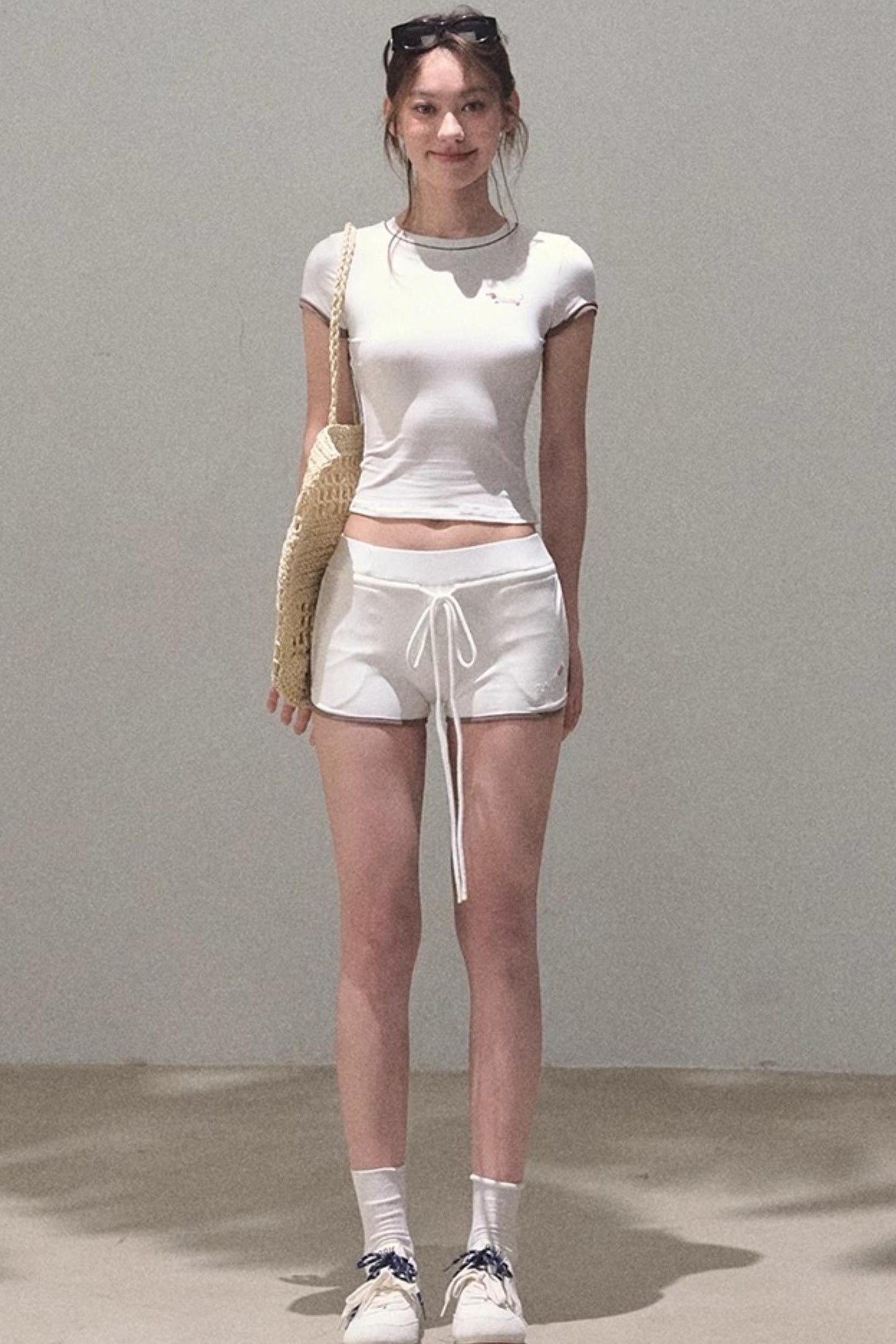 Active Round-Neck Set-Up