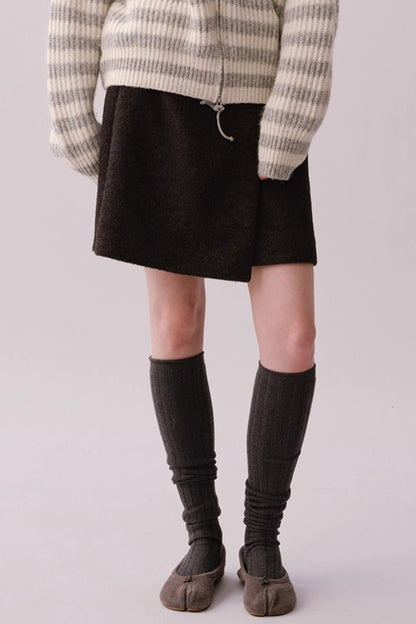 Heavy Wool Diagonal Skirt