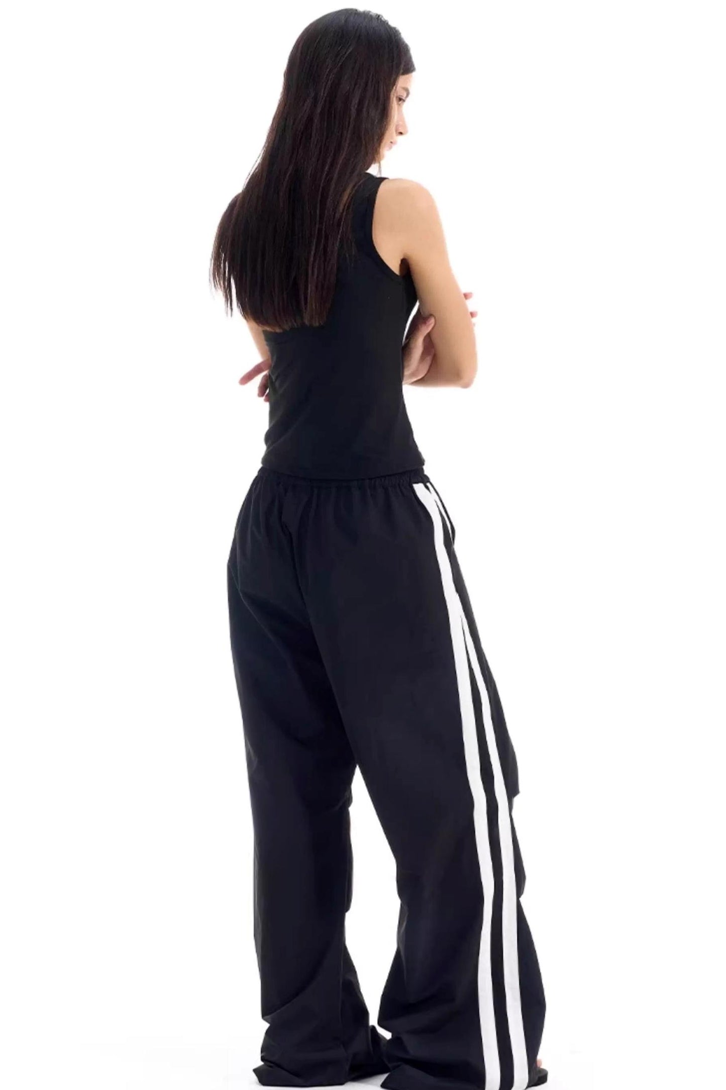 Color-Blocked Distressed Pleated Pants