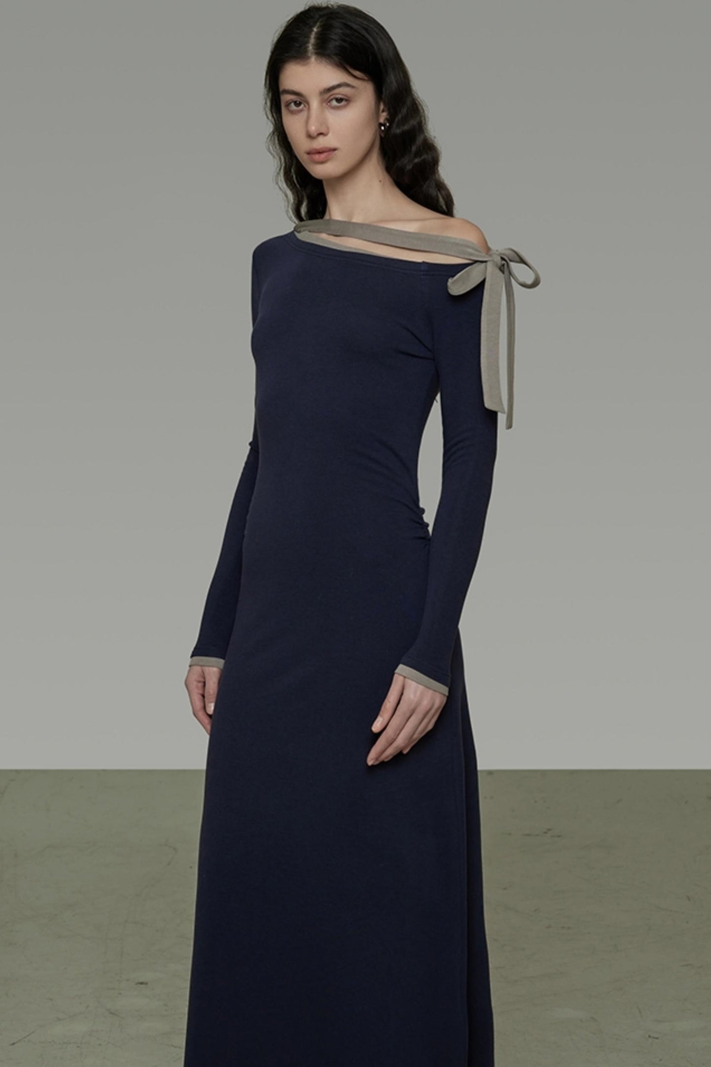 Niche Strapless Slant Knit Dress