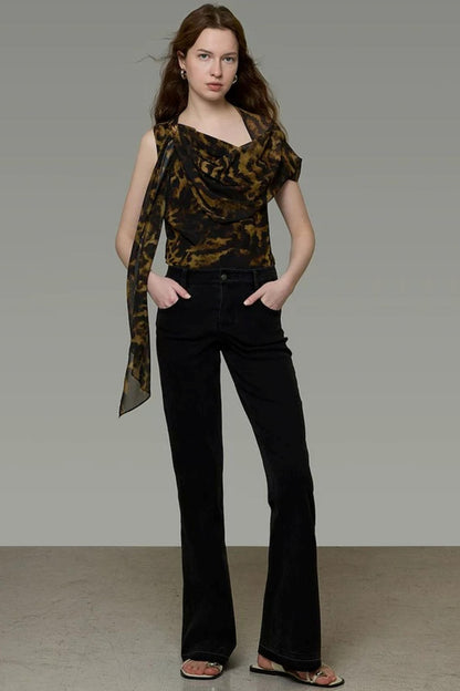 Slimming Flared Black Jeans