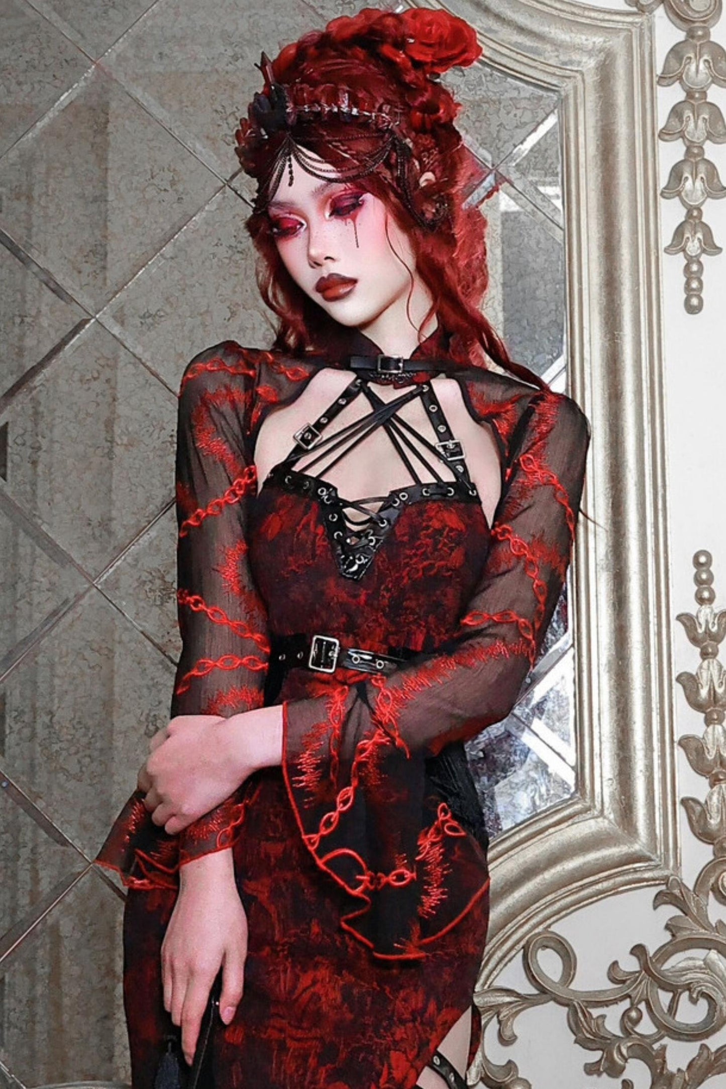 Gothic Chain Embroidery Silk Outer