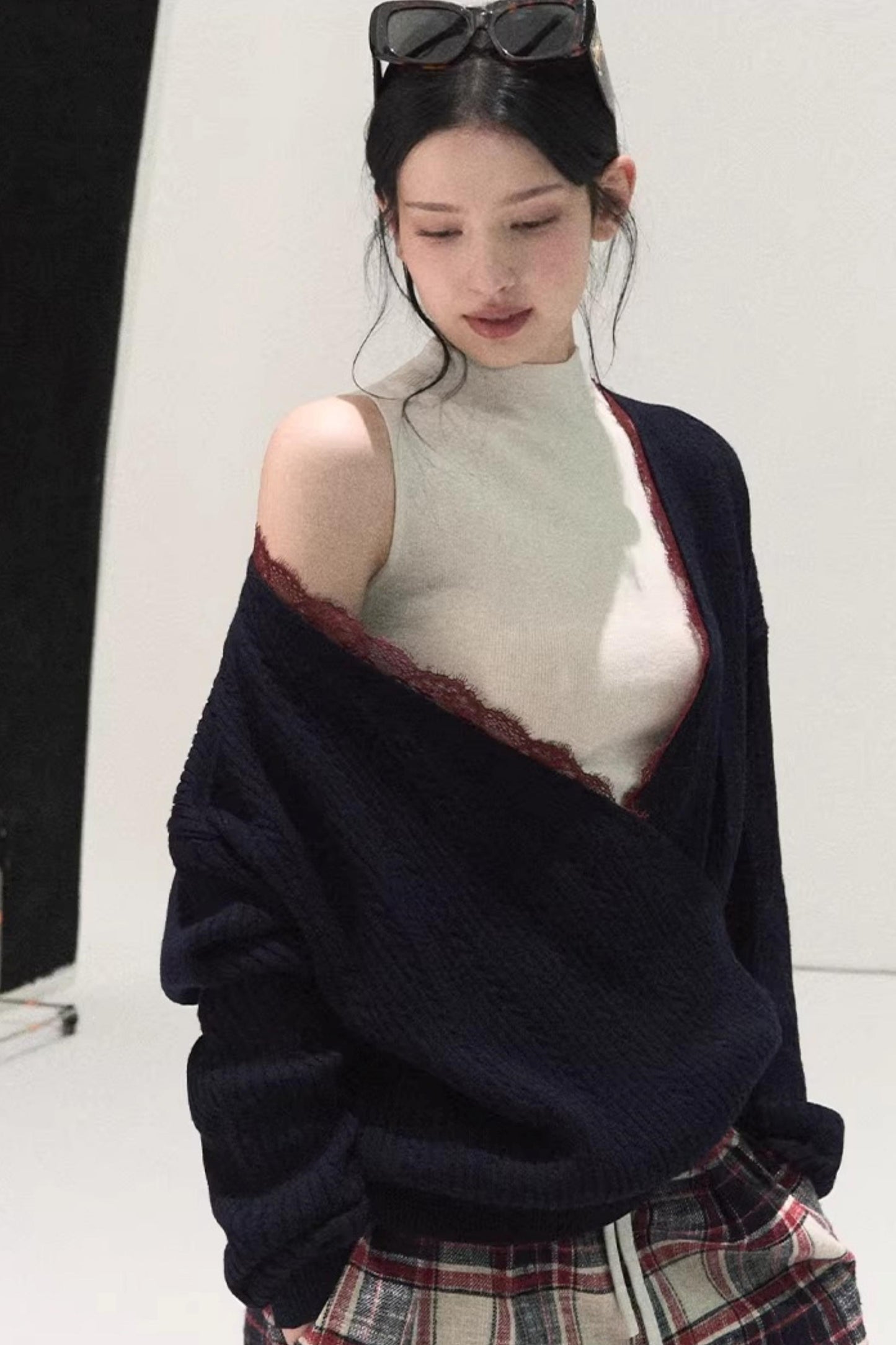 Silk-Gloss Wool Lace Sweater Set-Up