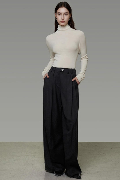 Classic Pleated Wide-Leg Pants