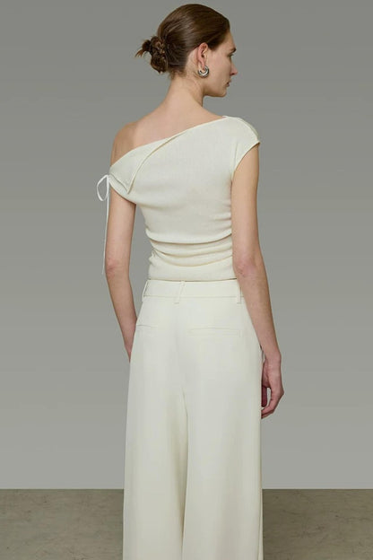 Off-White Pleated Wide-Leg Pants