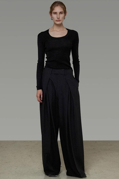 U-Neck Wool Slim Sweater