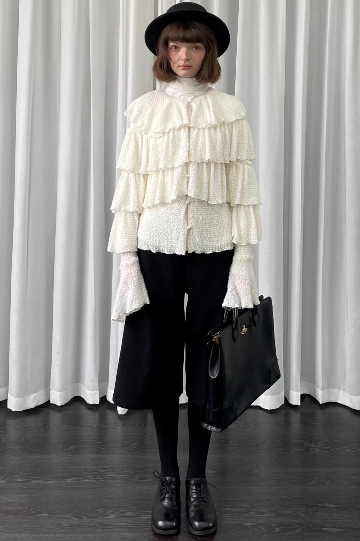 Black Cropped Wide-Leg Pants