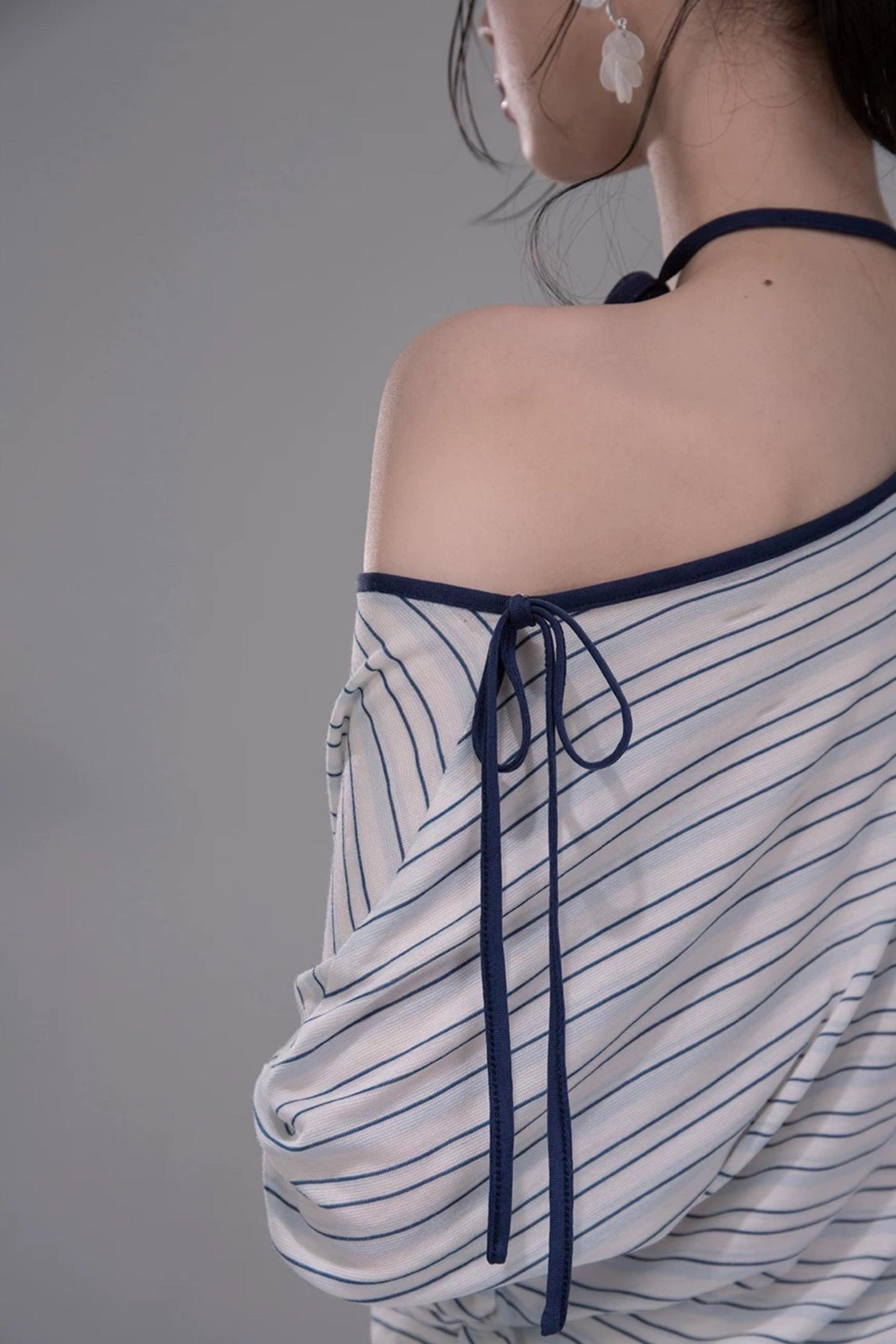 Off-Shoulder Starfish T-Shirt