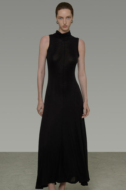 Sleek Strapless Midi Dress