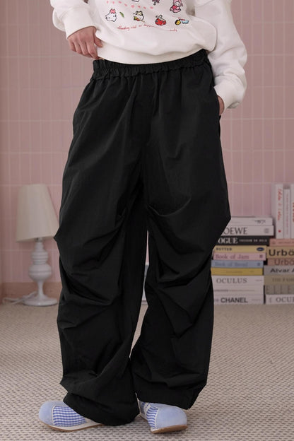 Loose Pleated Parachute Pants